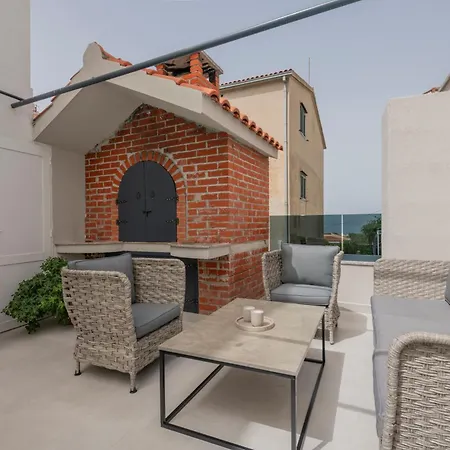 Apartment Family Marita