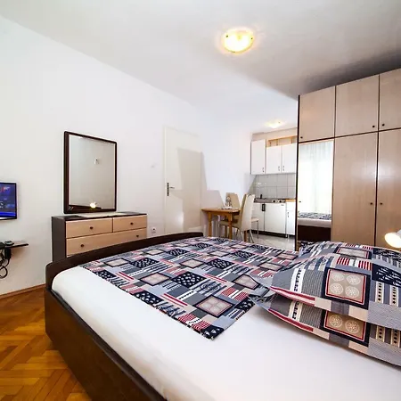 Family Marita Apartment