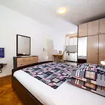 Family Marita 아파트